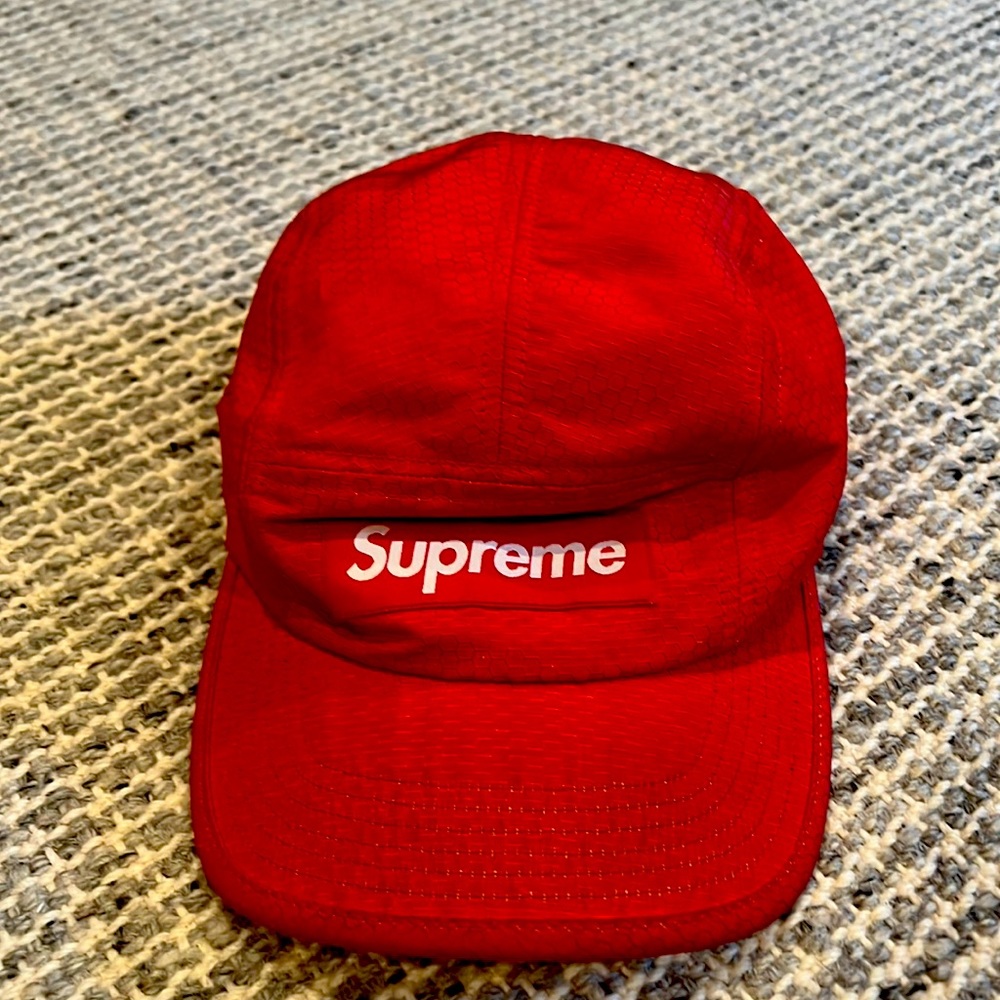 Supreme good condition Kevlar hat bought from supreme
